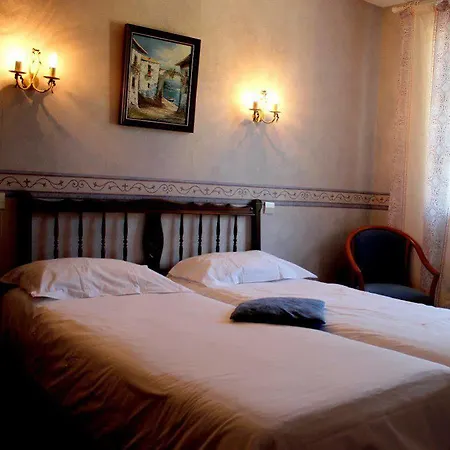 Otel Logis Les Cimes Argelès-Gazost